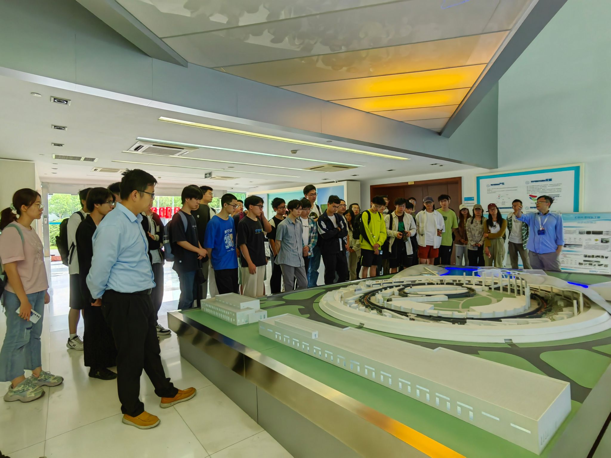 ��ҳ- �±�GG���Ŵ�����ҵƽ̨