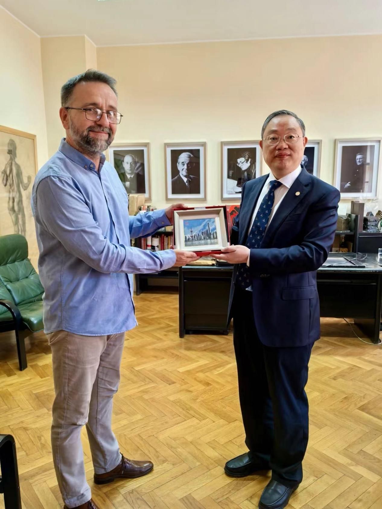 B1AC6EAE0B637BA5D53DE871D24_89429DA4_35677 B1AC6EAE0B637BA5D53DE871D24_89429DA4_35677