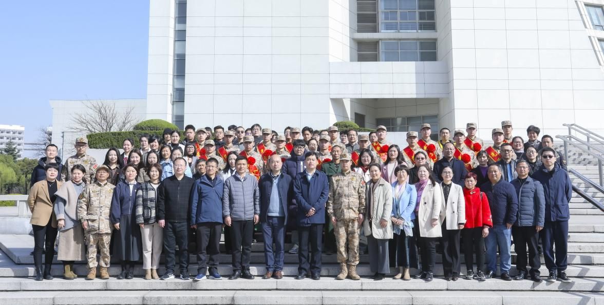 B61FCB0EE016AD876EBE2EE7AB5_6E008E53_20463