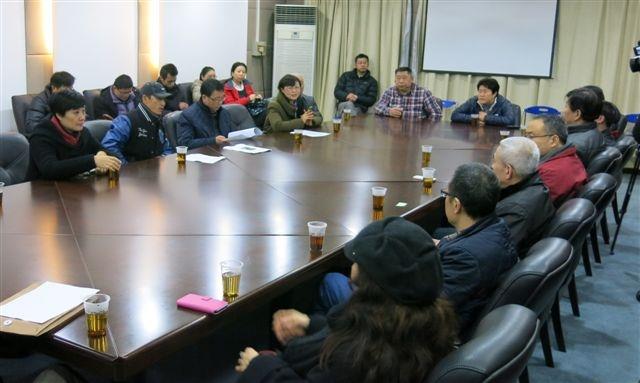 19EE1506CBC0250D4427393D782_E19AAAED_9D0C.jpg?e= 19EE1506CBC0250D4427393D782_E19AAAED_9D0C.jpg?e=