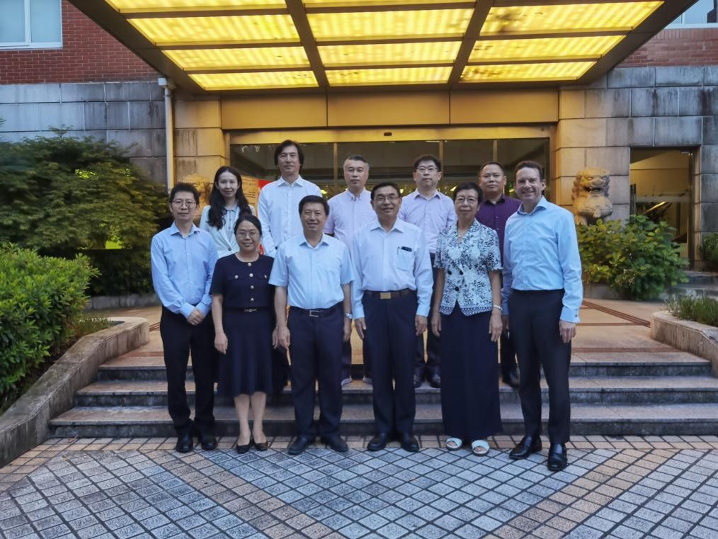 87EC55B5FB493F5A7CAA3DAFD2E_300971DA_25976