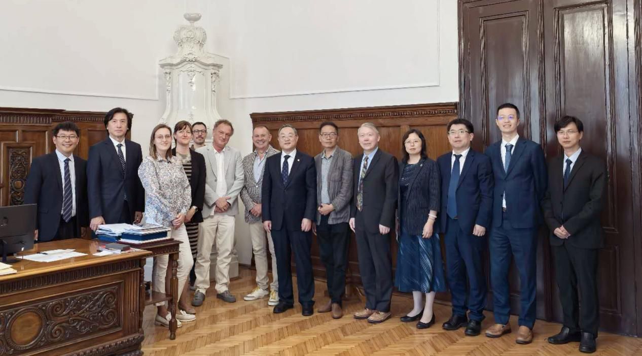 B2D89EB63717AD50210E87C4028_D943DC92_1E6E4 B2D89EB63717AD50210E87C4028_D943DC92_1E6E4