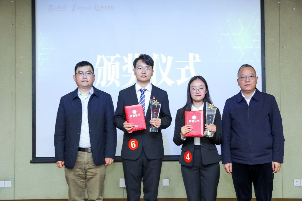 E8F41C8A2B4CD9C6F9451901D5D_B6DCEE90_123D6 E8F41C8A2B4CD9C6F9451901D5D_B6DCEE90_123D6