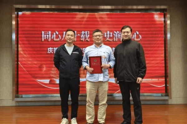 DEC95963F8232107DFEE359F111_34DEEA23_1C194 DEC95963F8232107DFEE359F111_34DEEA23_1C194