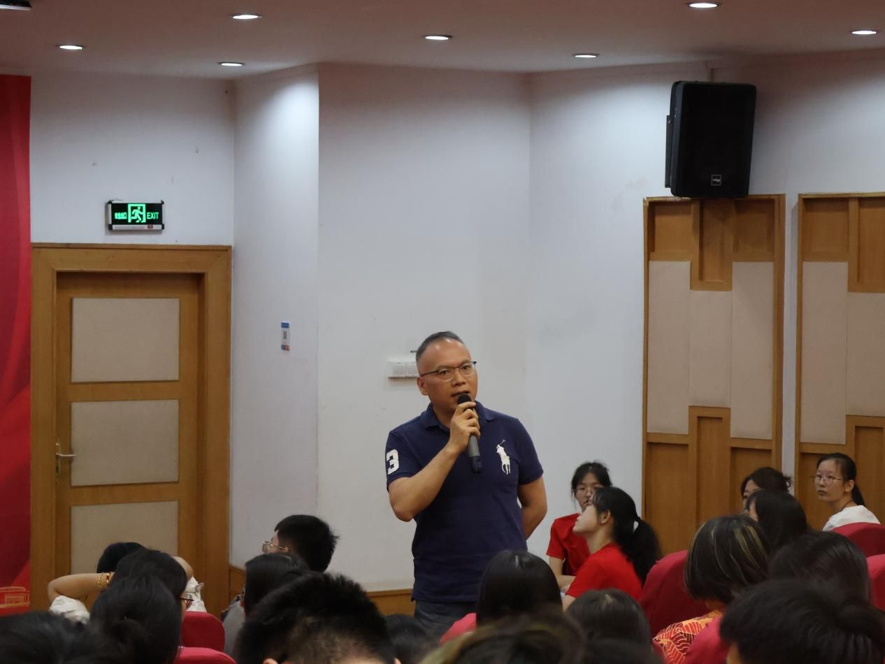 5D42B0F5140406D8C1D046C69BD_7EC1C4A3_14535