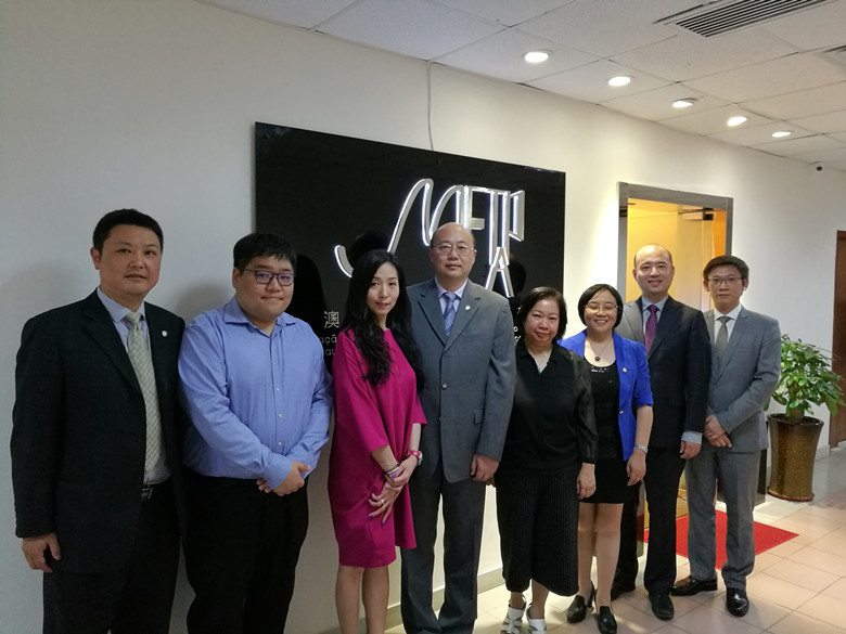 ��ҳ- �±�GG���Ŵ�����ҵƽ̨