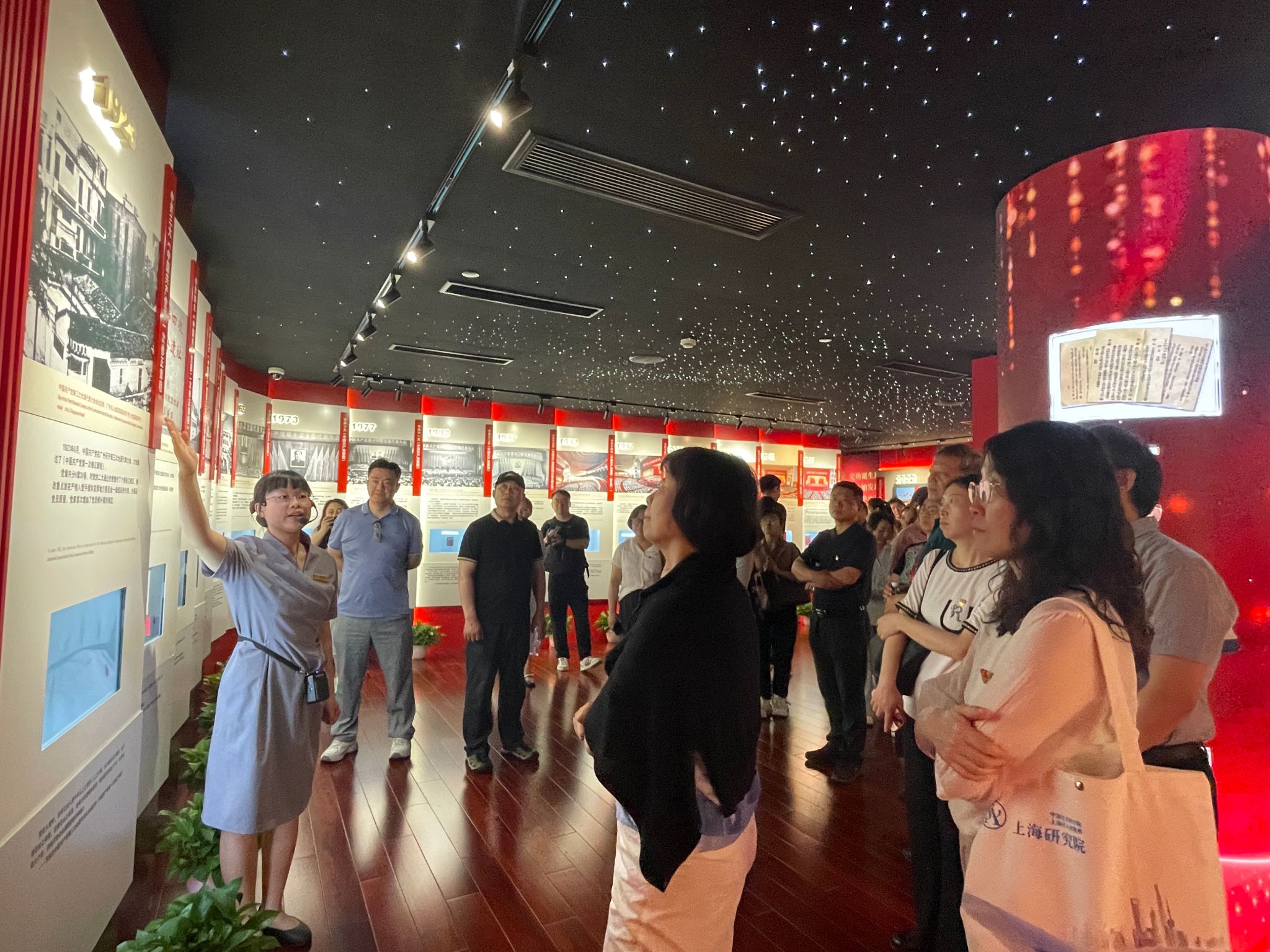 E589E32CB62B58E15A588671979_E90211FB_805E0