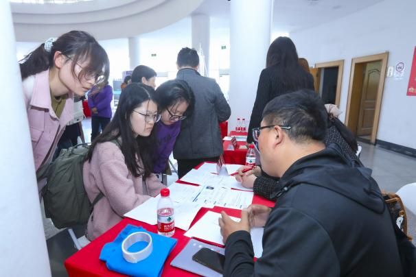 F649261C0F1BF9C2668476C0DE9_025C90B7_9752