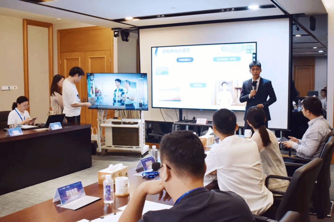 C404EEE2850202C6B56DA9BBDE3_E0D2C862_51320