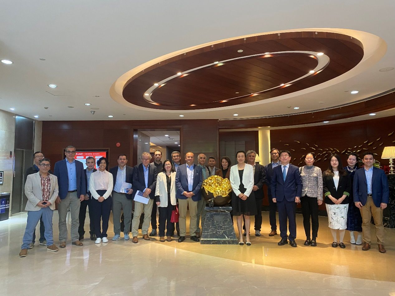 3355E97B11DD8CDFC06F5868555_177C7E6E_2A742