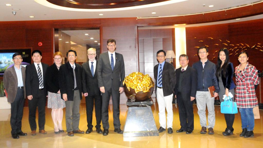 375AE9598D6ADF8D3E234D9D952_A84843AE_15DF7.jpg?e=