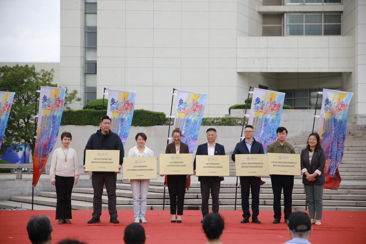 A7CBBB795FF45861919D2908629_6FBF90BA_22F0B