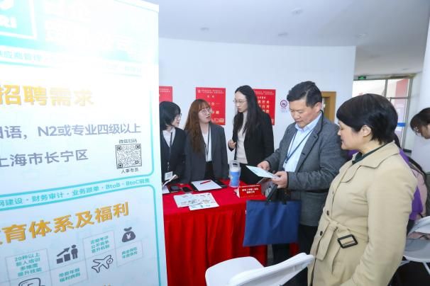 7837C7E0382363B244D4084A9CE_95B343D2_9369