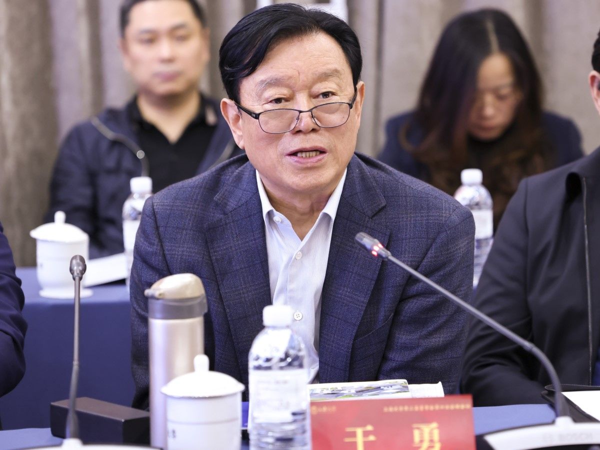 53030FF5C76E00DB4F5AEAAFD90_46D7B675_2361B 53030FF5C76E00DB4F5AEAAFD90_46D7B675_2361B