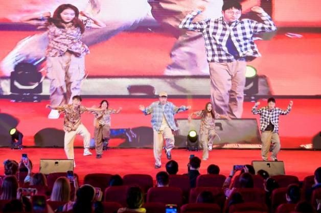 0720424D23F78A1CD4C363CEB8E_600C1147_C11D