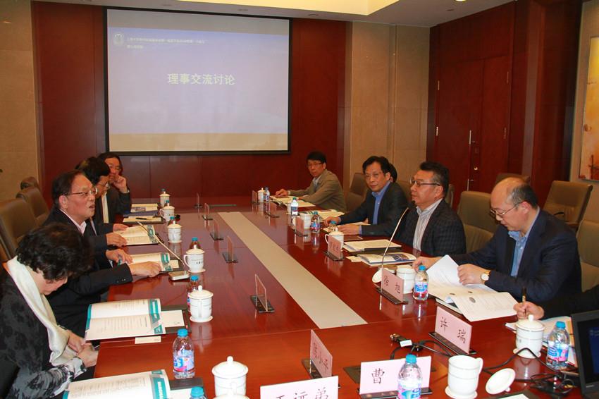 24B6A05AE21CEFFE292CF69031B_171A0E7A_10217.jpg?e=