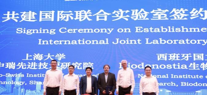 EF69FAB654B373376A672F127B8_3FC536DE_C854