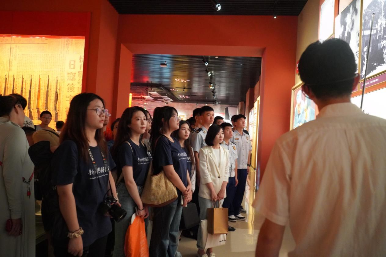 D81FFF00238B7595C97641A4D25_FAD07396_1E887 D81FFF00238B7595C97641A4D25_FAD07396_1E887