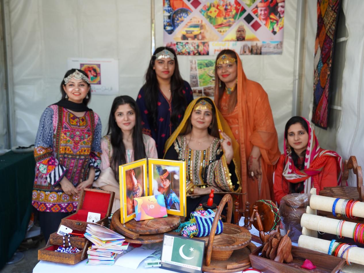 8F6F0958A9AF61A019742F702A5_0690E5B3_2CA60